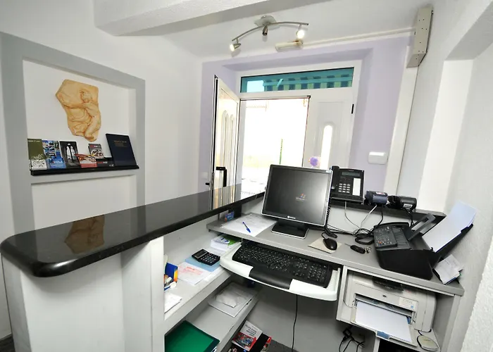 Apartments&rooms Maslina Affittacamere