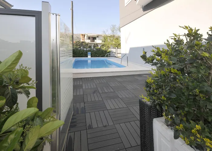 Apartments&rooms Maslina Affittacamere