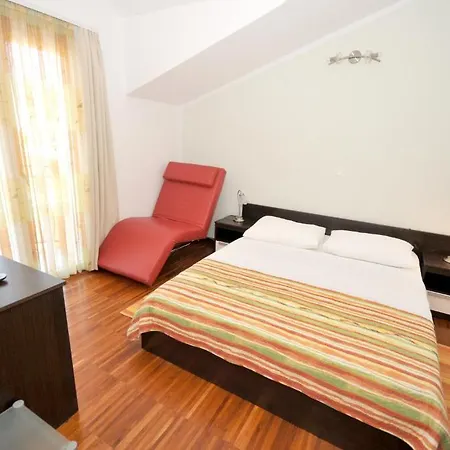 Gostinjska kuća & Maslina 4*