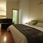 & Maslina 特罗吉尔