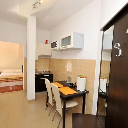Gasthof & Maslina Trogir